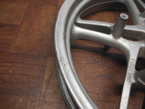 01-05 BMW R1150RT R1150 RT RS P FRONT WHEEL RIM - Image 18