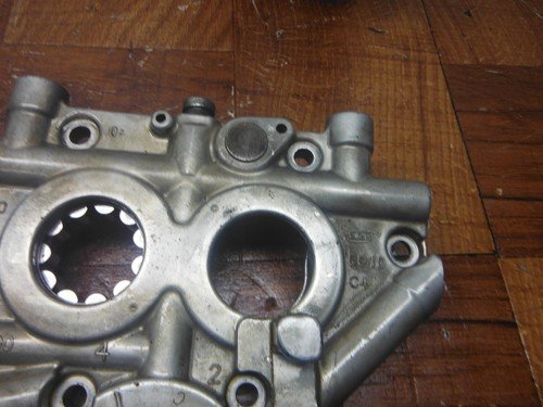 2003 harley-davidson dyna ENGINE CAM CHAIN SUPPORT ASM RETAINING PLATE CASE - Image 4