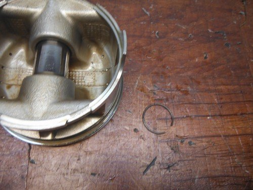 2003 honda vtx1800r ENGINE MOTOR PISTON W RING - Image 10