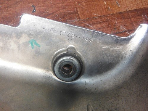 2005 suzuki boulevard C90 VL1500 ENGINE TOP END CYLINDER HEAD COVER REAR RIGHT - Image 8
