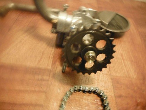 honda magna VF700 VF 750 sabre v45 ENGINE MOTOR OIL PUMP CHAIN SPROCKET - Image 4