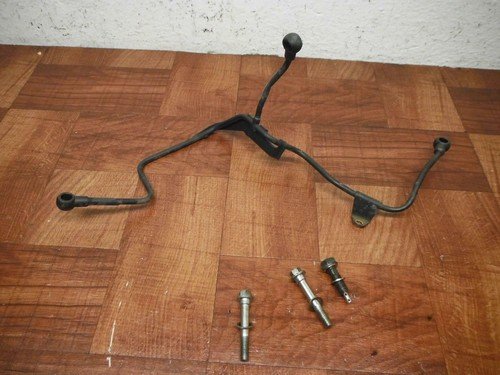 HONDA magna 700 VF 750 VF750 sabre v45 FRONT CYLINDER HEAD OIL PASSAGE LINE DUCT - Image 2