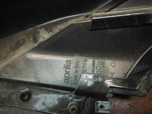 aprilia 2012 2013 sr50 2013 sr50r LEFT SIDE SEAT SADDLE PANEL TRIM COWL COWL - Image 7