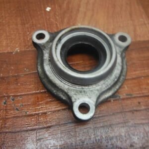 honda ST1300 ST 1300 CTX CTX1300 ENGINE MOTOR FINAL SHAFT BEARING COVER HOLDER