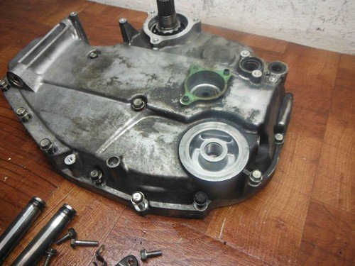 honda st 1300 st1300a st1300p st1300pa ENGINE MOTOR CASES REAR COVER - Image 4