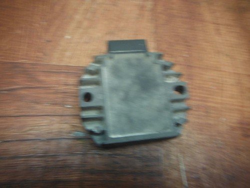 2013 aprilia piaggio typhoon RS 50 R RECTIFIER VOLTAGE REGULATOR 58090R5 - Image 4