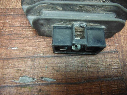 2013 aprilia piaggio typhoon RS 50 R RECTIFIER VOLTAGE REGULATOR 58090R5 - Image 8