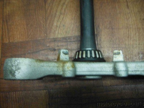 04-09 suzuki gs500f GS 500 FRONT FORKS CLAMP LOWER TRIPLE TREE STEM CLAMP - Image 5