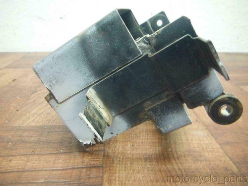 04-09 suzuki gs500f REAR BACK TAIL UNDERTAIL BATTERY TRAY PLASTIC 41540-01D60 - Image 7