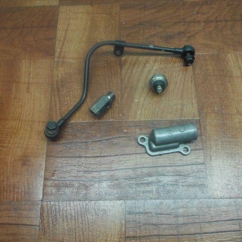 13-17 kawasaki ninja EX300 EX 300 ENGINE MOTOR HEAD OIL LINE DUCT