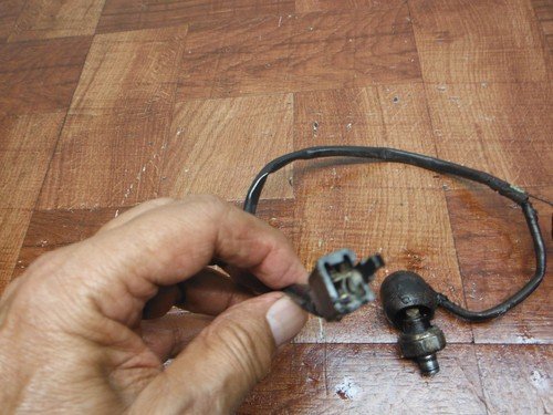 honda OIL PRESSURE SENSOR 35500-MJ4-024 - Image 4