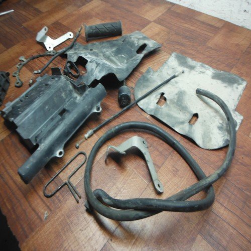 1998 honda interceptor VFR 800 SHIELD COVER BRACKET GRIP MISC CABLE LINE MISC - Image 3