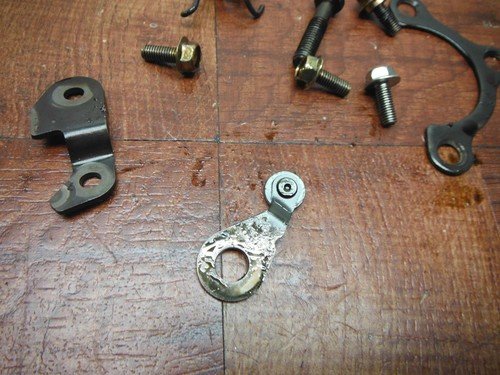yamaha GTS1000 GTS 1000 SHIFTER SHIFT SHAFT & misc parts bolts - Image 8