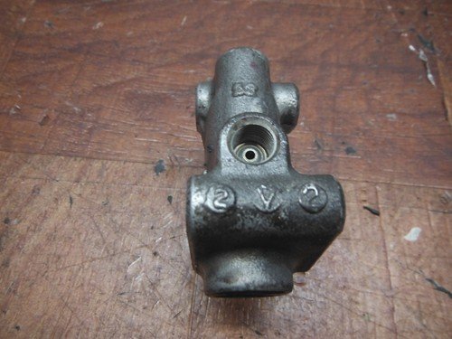 2003 HONDA VTX1800 vtx1800r BRAKE PRESSURE CONTROL VALVE - Image 3