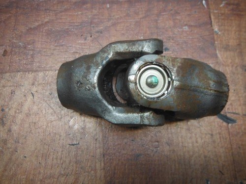 2003 honda VTX1800 vtx1800r SHAFT U JOINT GEAR YOKE - Image 2