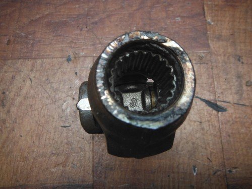 2003 honda VTX1800 vtx1800r SHAFT U JOINT GEAR YOKE - Image 4