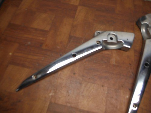 honda REAR FENDER CHROME GRAB RAIL 77330-MCV-000 77340-MCV-000 - Image 2