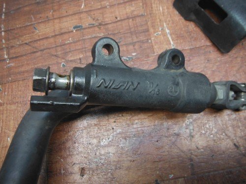 honda REAR BACK BRAKE MASTER CYLINDER W RESERVOIR 43510-MCV-006 - Image 3