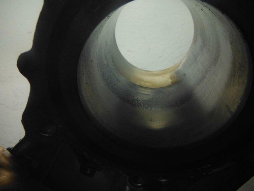 1986 1987 suzuki intruder VS 700 ENGINE MOTOR PISTON CYLINDER BLOCK JUG front - Image 9