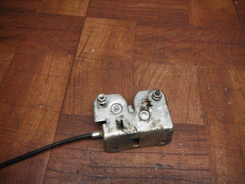 2015 honda cbr300r OEM REAR PASSENGER SEAT LATCH LOCK ASSEMBLY - Image 4