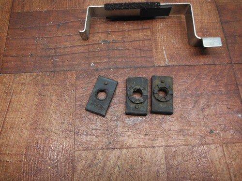 honda 15-18 cb300f 15-19 cbr300r OEM GAS FUEL TANK DAMPERS 17613-K33-D00 - Image 2