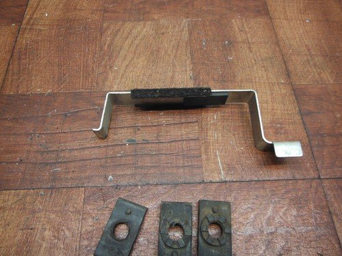 honda 15-18 cb300f 15-19 cbr300r OEM GAS FUEL TANK DAMPERS 17613-K33-D00 - Image 3