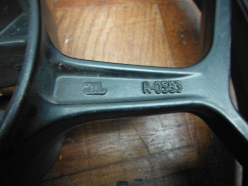 kawasaki ninja 300 2013 2014 / 2016 2017 OEM REAR WHEEL RIM - Image 8