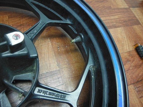 kawasaki ninja 300 2013 2014 / 2016 2017 OEM REAR WHEEL RIM - Image 12