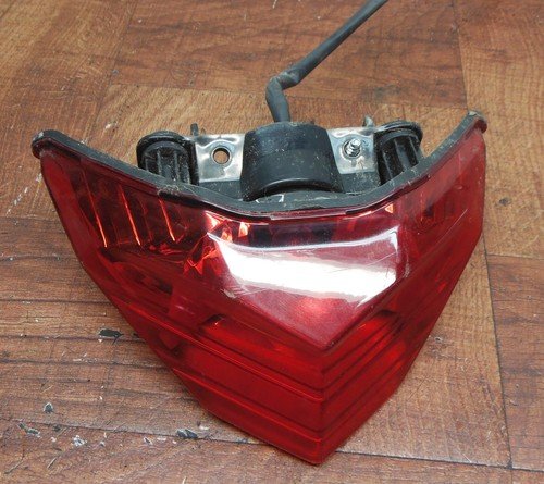 13-17 kawasaki ninja 300 REAR TAIL TAILLIGHT BACK BRAKE LIGHT 23025-0326