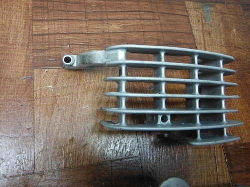 honda 2000 shadow VT 1100 99-07 spirit ENGINE CYLINDER HEAD COVER FIN FRONT - Image 7