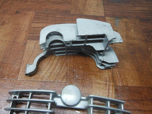 honda 2000 shadow VT 1100 99-07 spirit ENGINE CYLINDER HEAD COVER FIN FRONT - Image 9