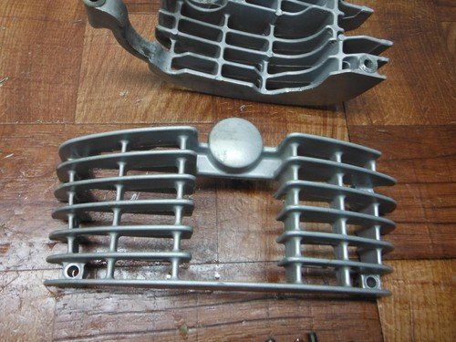 honda 2000 shadow VT 1100 99-07 spirit ENGINE CYLINDER HEAD COVER FIN FRONT - Image 11