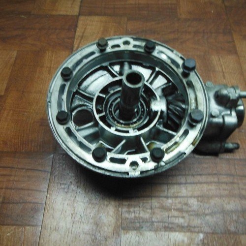 1983 honda v45 magna VF750 VF 750 FINAL DRIVE GEAR DIFFERENTIAL PINION CASE