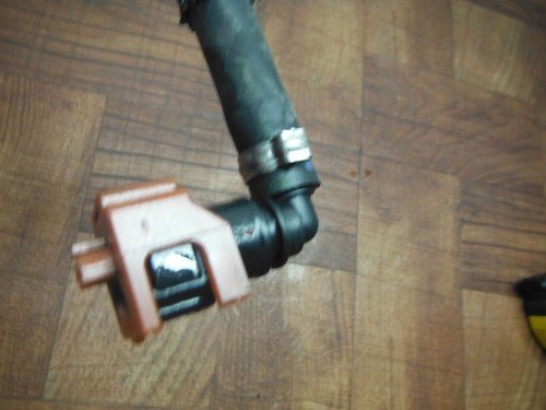 2015 13-16 triumph street triple FUEL PRESSURE LINE HOSE video working ⭐✔ - Image 6