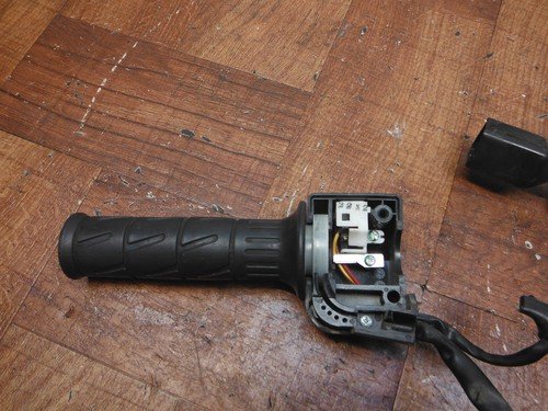 kawasaki EX300 2011 2012 ninja 250r 13-17 300 RIGHT CLIP HANDLE CONTROL SWITCH - Image 4