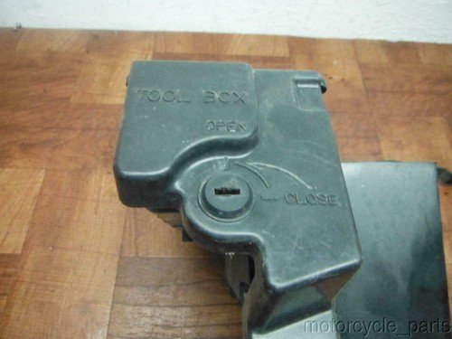 honda 04-09 shadow aero VT 750 01-03 / 05-09 spirit BATTERY TRAY BOX HOLDER TOOL - Image 3