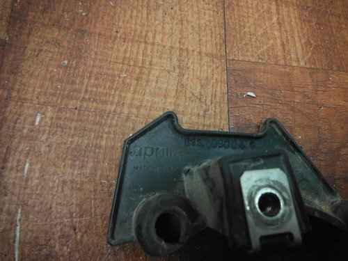 aprilia 12-14 sr50 2013 2014 sr50r MAIN ENGINE WIRING cover trim panel - Image 8