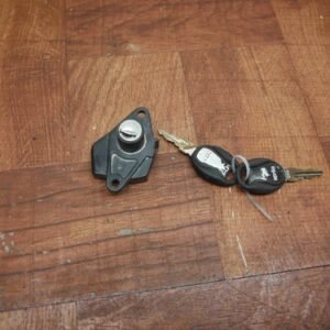 aprilia SR50 SR 50 R SEAT LOCK WITH KEYS KEY AP8104611