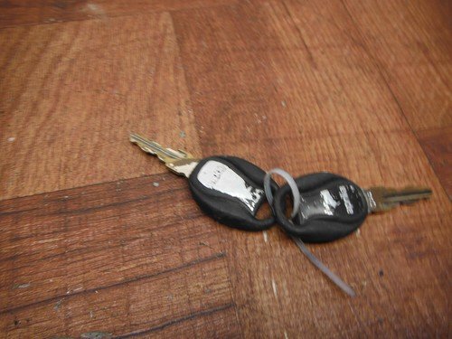 aprilia SR50 SR 50 R SEAT LOCK WITH KEYS KEY AP8104611 - Image 5