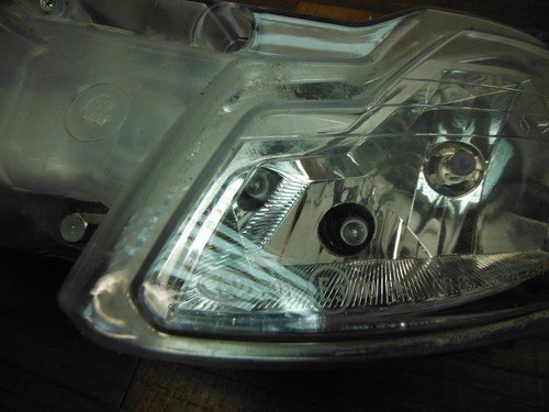 aprilia rs50 sr50 sr50r FRONT HEAD LIGHT LAMP HEADLIGHT AP82245865 - Image 9