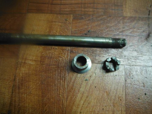 1986 1987 suzuki intruder VS700 VS 700 REAR AXLE BACK WHEEL RIM PIVOT BOLT AXEL - Image 2