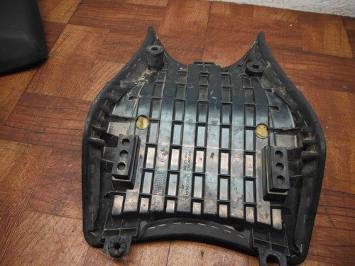 honda 15-18 cb300f 15-19 cbr300r OEM FRONT DRIVERS SEAT PAD SADDLE PILLION - Image 7
