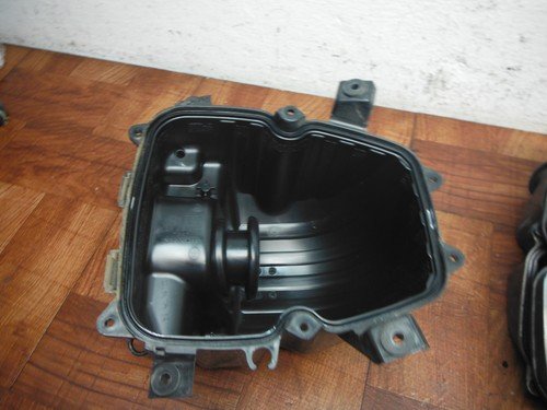 honda cb300f cbr250r cbr300r AIRBOX AIR INTAKE FILTER BOX 17225-KYJ-900 - Image 5