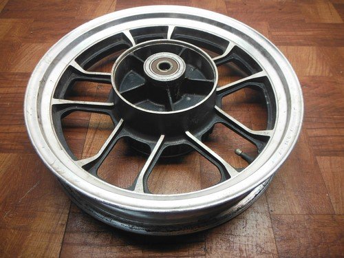 1984 1985 honda v30 VF500 VF 500 C magna REAR WHEEL RIM 42650-MJ8-305 - Image 6