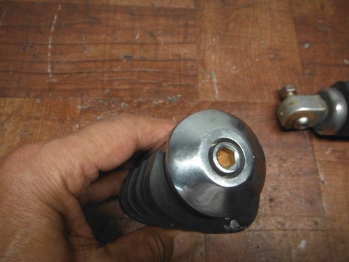 2003 honda VTX1800 vtx1800r REAR FOOT RESTS PEGS STEPS SET PAIR - Image 7