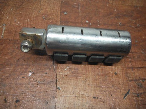 2003 honda VTX1800 vtx1800r REAR FOOT RESTS PEGS STEPS SET PAIR - Image 13