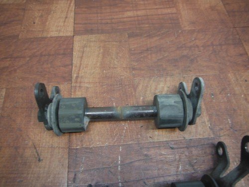 2003 honda VTX1800 vtx1800r ENGINE MOTOR MOUNT STAY BRACKETS - Image 10