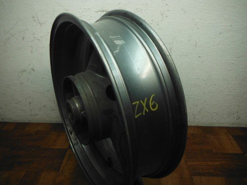 kawasaki 93-02 ninja zx6 ZX600 ZX 600 2003 2004 zzr600 REAR WHEEL RIM - Image 2