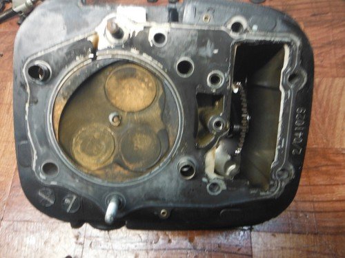 2005 suzuki boulevard VL1500 C90 ENGINE TOP END CYLINDER HEAD REAR - Image 5