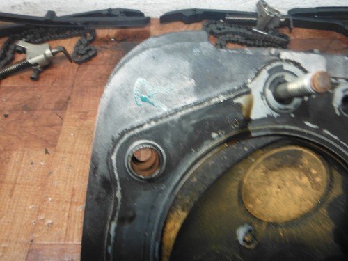 2005 suzuki boulevard VL1500 C90 ENGINE TOP END CYLINDER HEAD REAR - Image 10